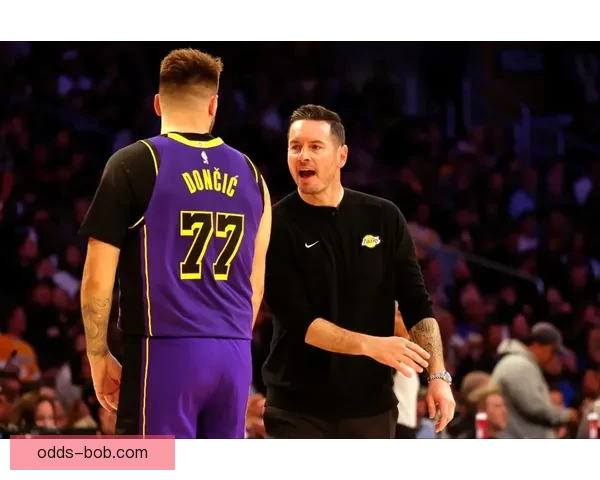 雷迪克称东契奇掌握球队控球核心 多项战术由其主导运转