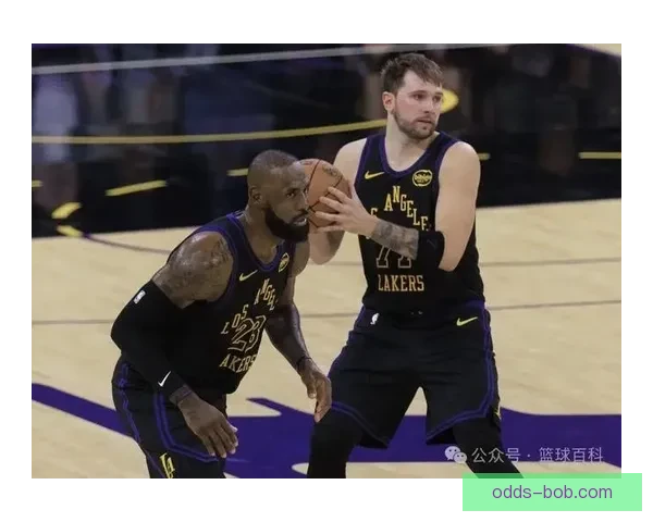 东契奇腿筋受伤詹姆斯回归持球核心湖人再靠老将支撑